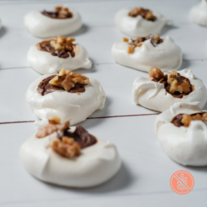 Suspiros con Nutella y nueces sin tacc